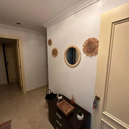 Piso 3 Dormitorios Y 2 Banos 公寓 内尔哈